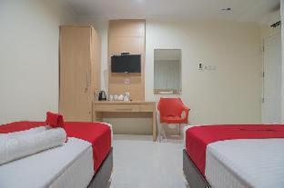 Hotel Reddoorz Near Mt Haryono Semarang Zimmer foto